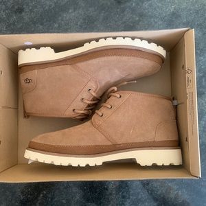UGG Neumel Men Suede Boots Size 9.5 Water Resistant 1106669